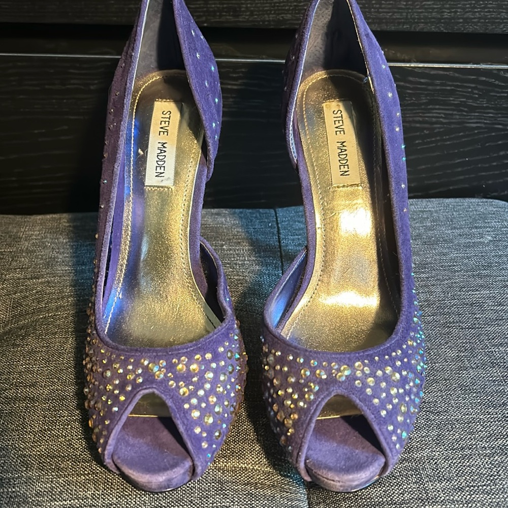 Gently worn Steve Madden “Lannaa” high-heel shoes